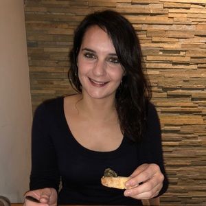 Meet your Posher, Hhelen